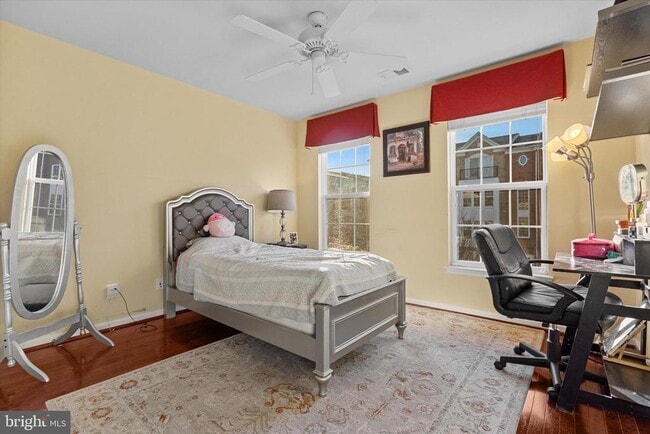 Building Photo - 42770 Keiller Terrace