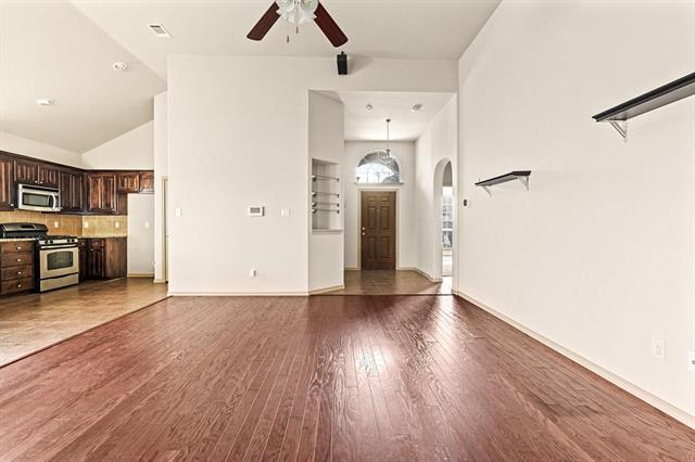 Building Photo - 6669 Friendsway Dr