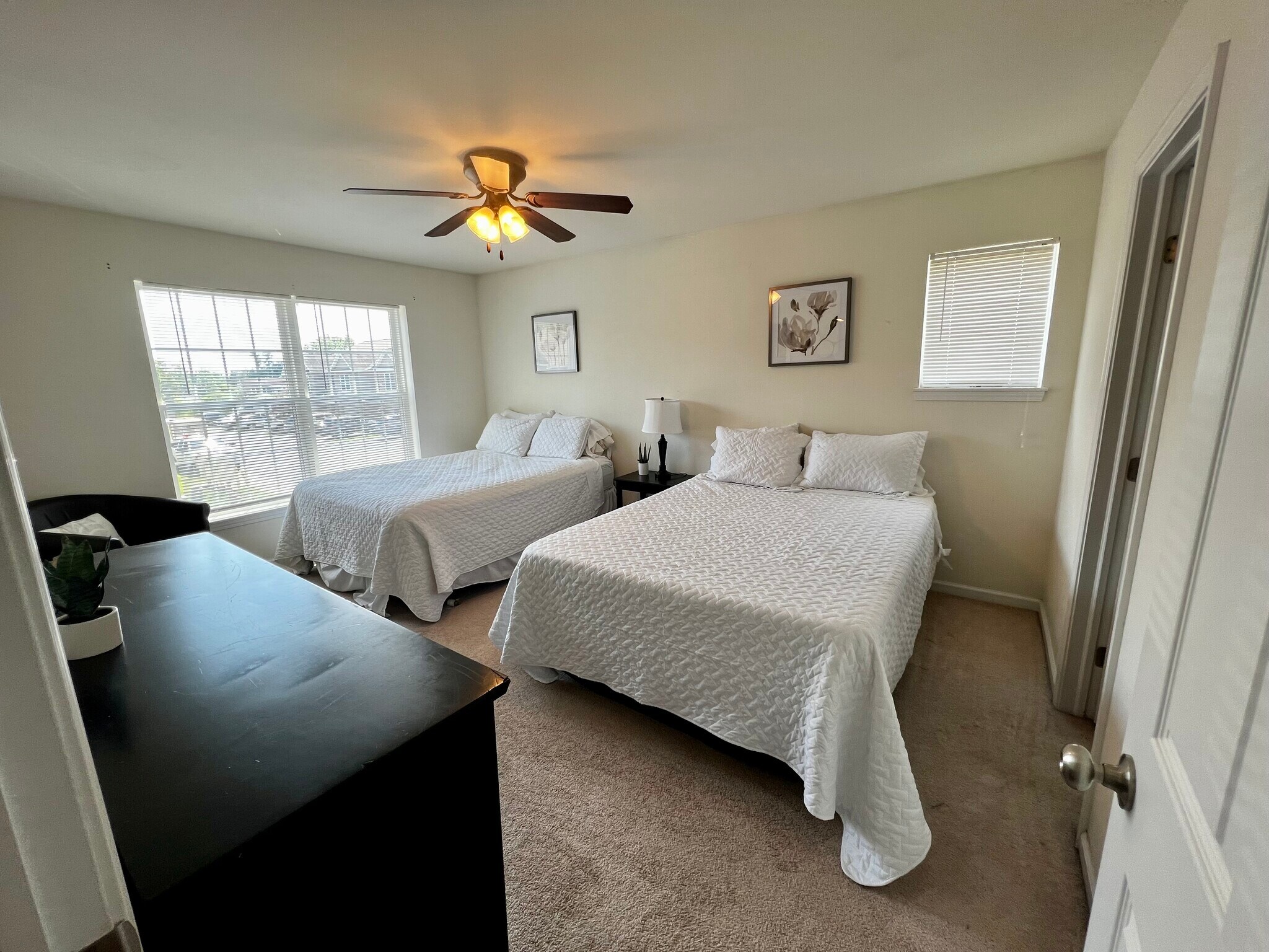 Building Photo - 101 Brownstone Ct