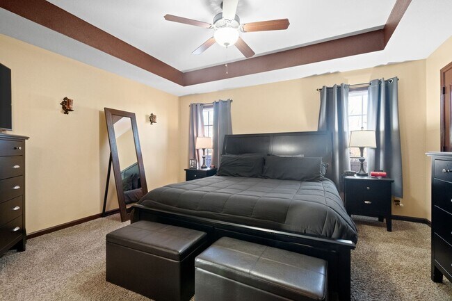 Building Photo - Nice Home in Peach Tree Subdivision Waiting for you to Call home TODAY