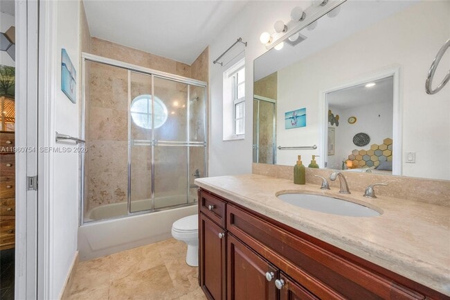 Building Photo - 3233 Gifford Ln