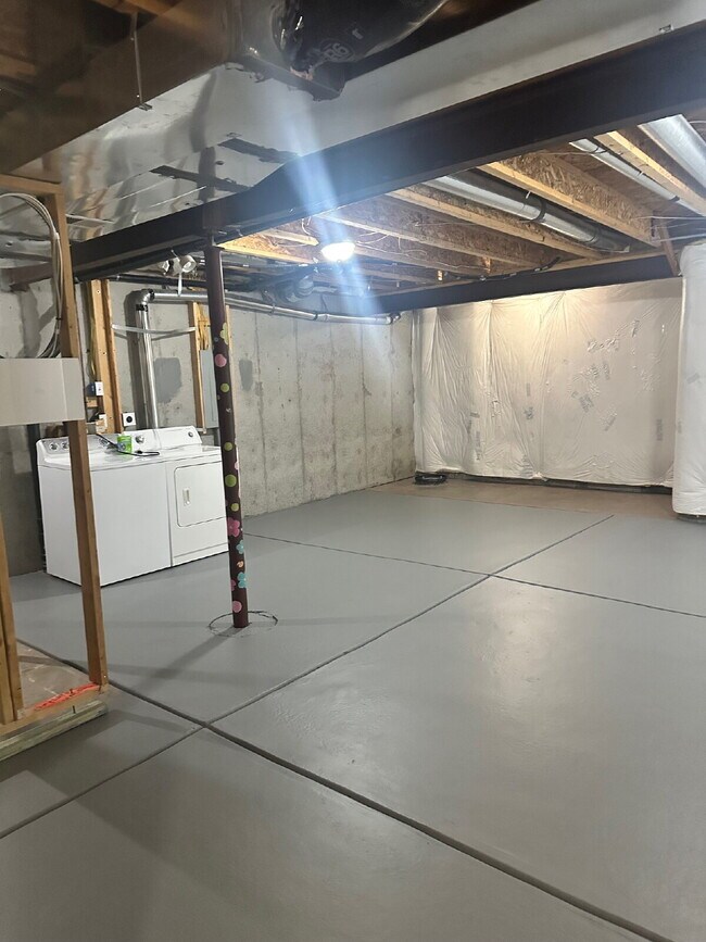 Building Photo - "Charming 2-Bed Townhouse Retreat with 2.5 Baths in Lochbuie – Spacious 1312 Sq. Ft. Living!"