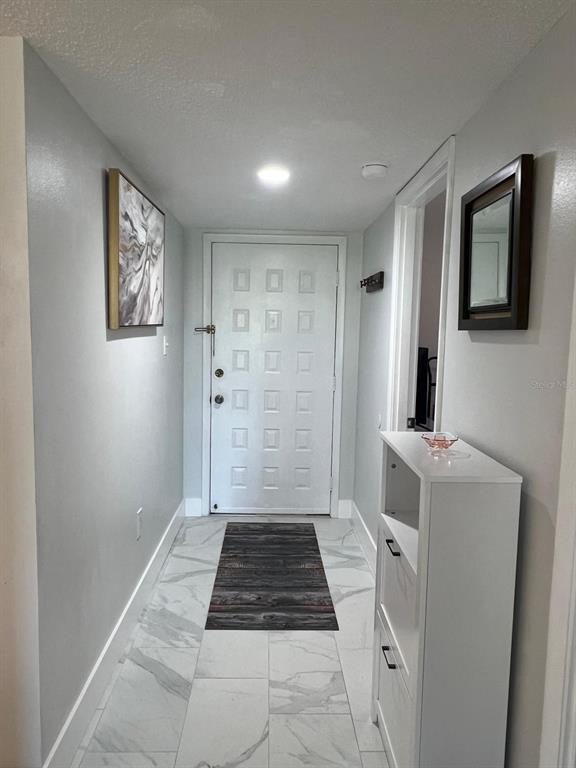 Building Photo - 5279 Willow Links