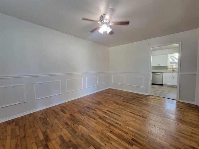 Building Photo - 1335 Richard St