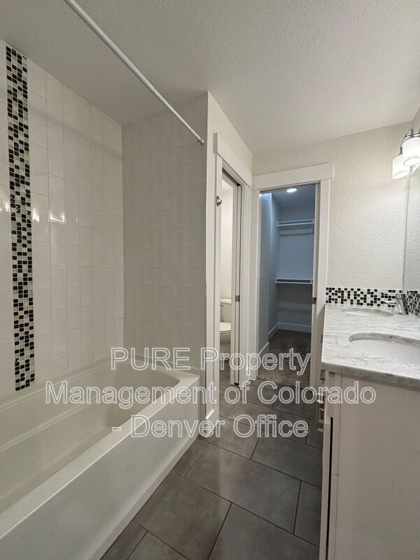 Building Photo - 3028 Gilpin St