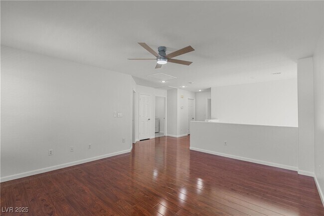 Building Photo - 11135 Alora St