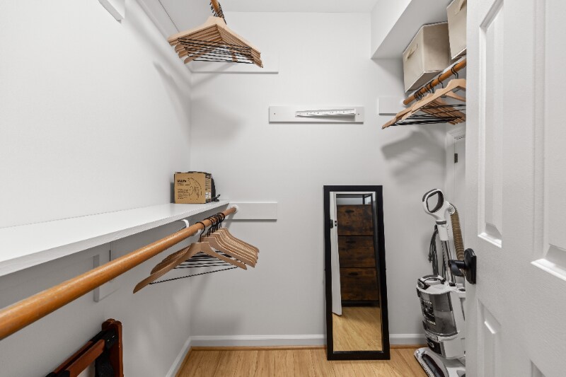 Building Photo - 32 Estes Ct