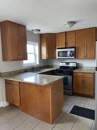 Building Photo - 301 Bluff Ave