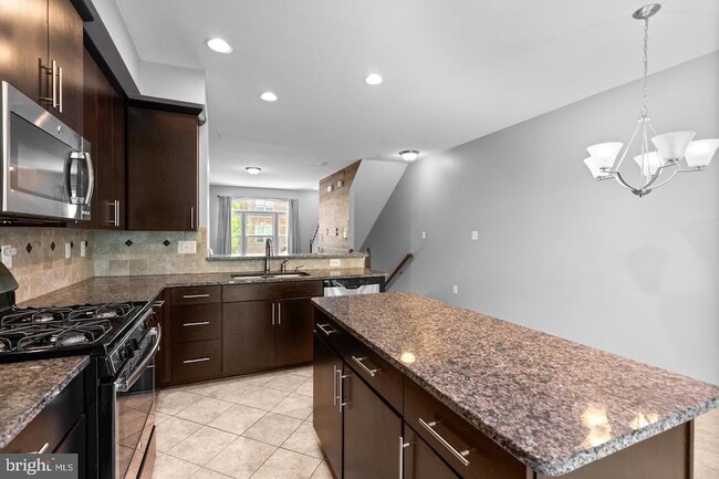 Building Photo - 7204 Winding Hills Dr