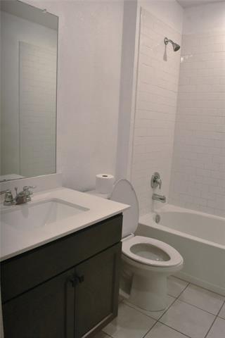 Building Photo - 111 Real Quiet Ln