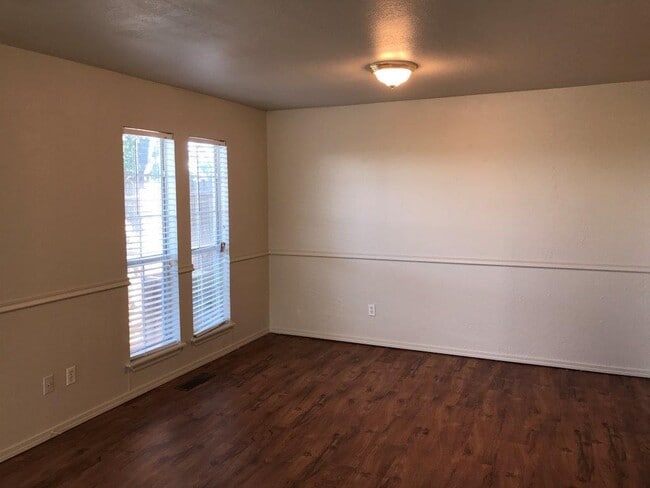 Building Photo - 3 bedrooms, 2 1/2 baths and a 2 car garage...