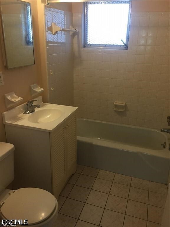 Building Photo - 1114 Vineyard Pl