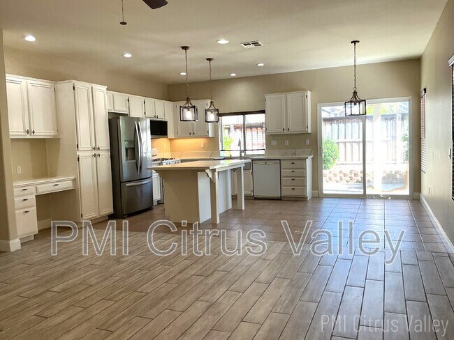 Building Photo - 1250 Berylstone Dr