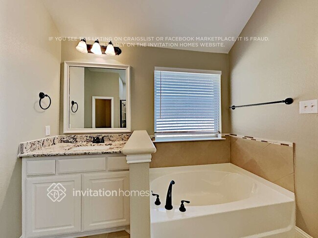 Building Photo - 1639 St Croix St