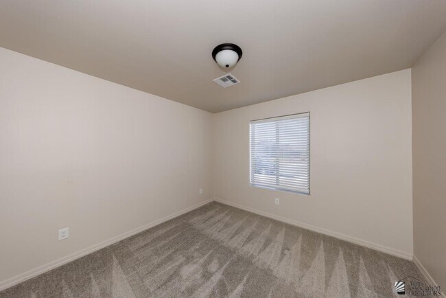 Building Photo - 8649 E 41st St