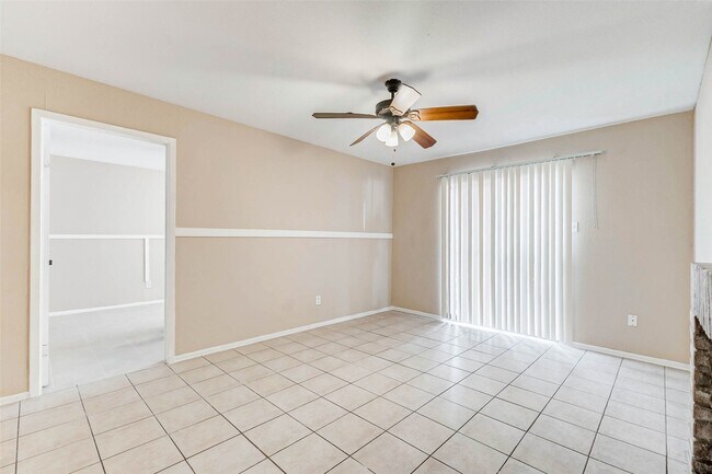 Building Photo - 12527 Ashford Meadow Dr