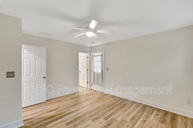 Building Photo - 6961 Raymond Ave