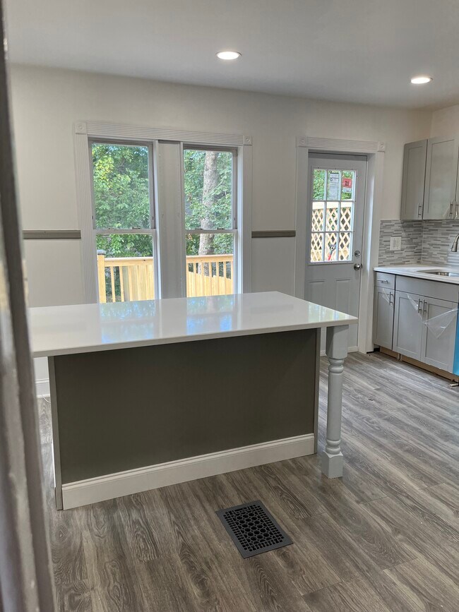 Kitchen - 199 N Clinton St