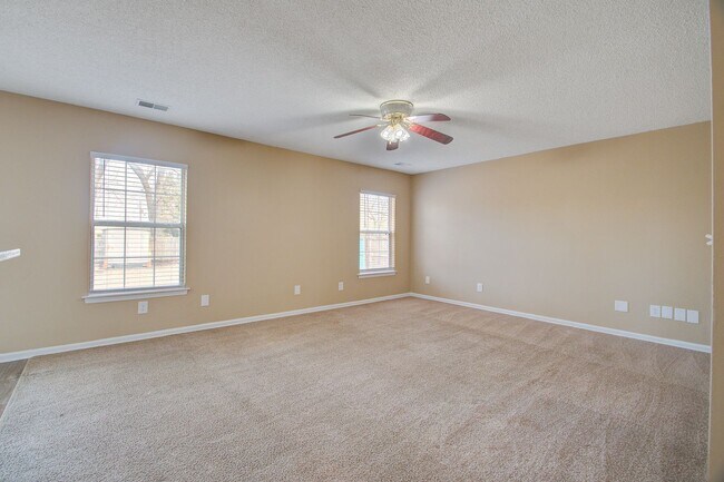 Building Photo - Limited-Time $500 Move-In Special – Contact Our Leasing Office Today!