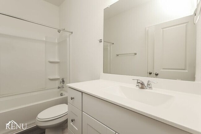 Building Photo - 5202 Dawn Break