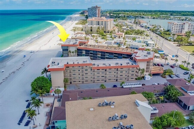 Building Photo - 17580 Gulf Blvd
