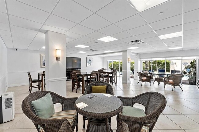 Building Photo - 1500 S Ocean Blvd