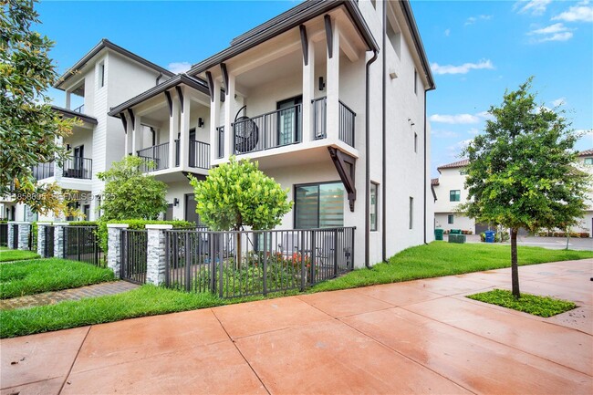 Building Photo - 4413 NW 83rd Path