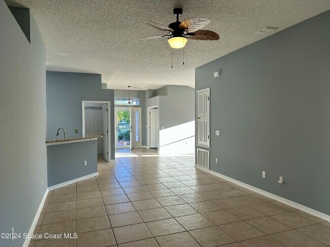 Building Photo - Charming Four Bedroom Home with a Beautiful Pond in the Back