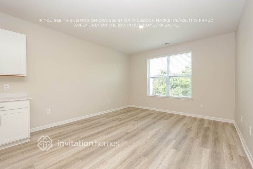 Building Photo - 1016 Legacy Ct
