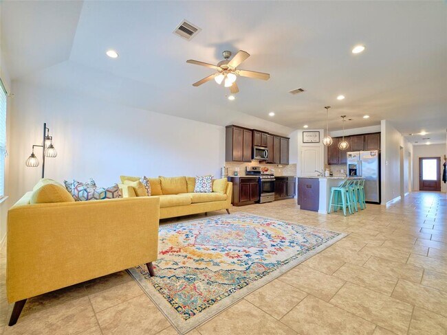 Building Photo - 12629 Pirate Bend Dr