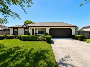 Building Photo - 15821 E Wind Cir