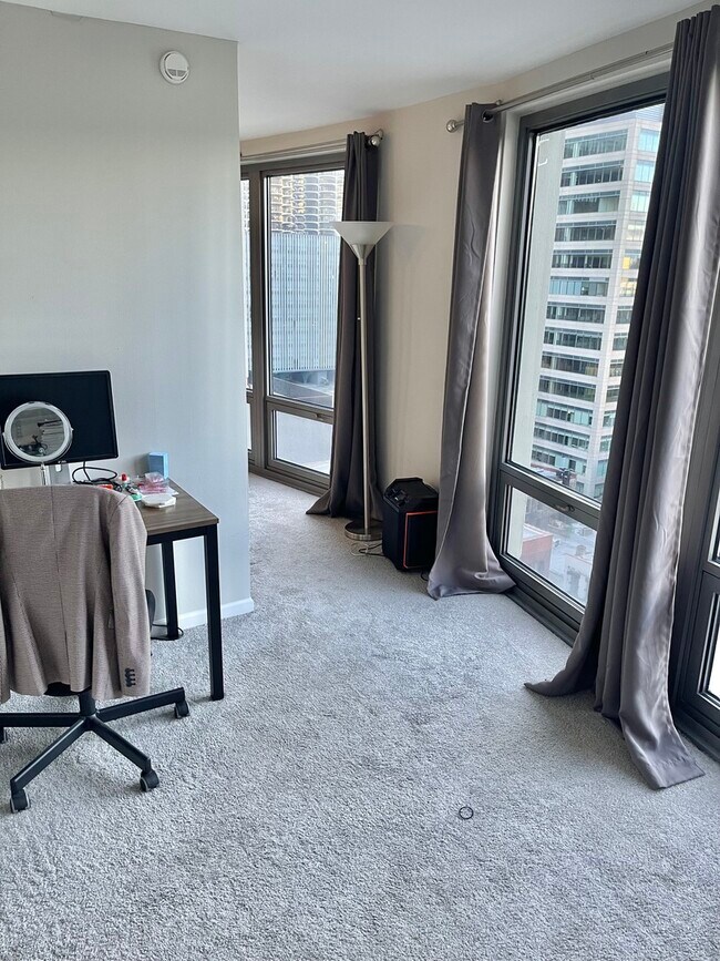 Building Photo - 440 N Wabash Ave