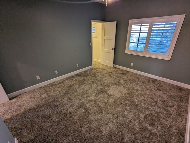 Building Photo - 8213 Fowler Falls Ct