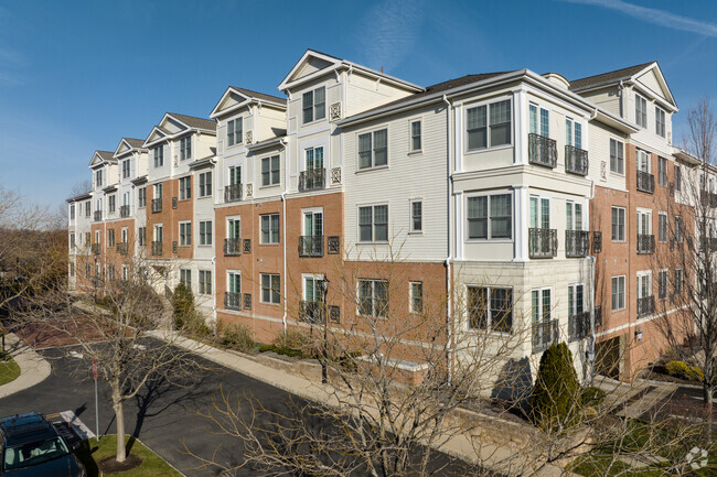 Building Photo - The Plaza at Tenafly