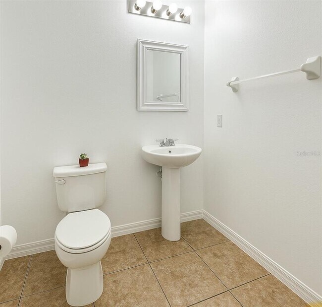 Building Photo - 1646 J Lawson Blvd