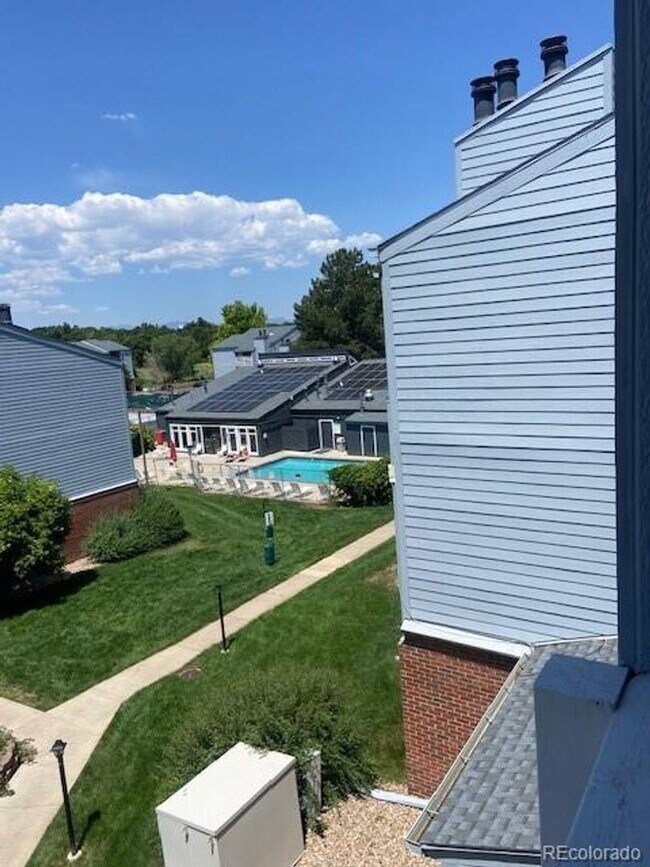Building Photo - Metro Denver Condo with all the amenities