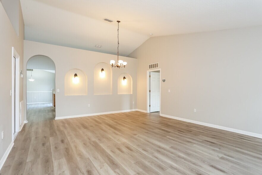 Building Photo - 2623 Bluewave Dr