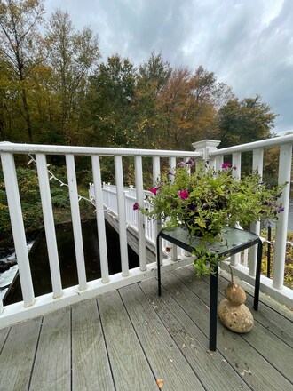 Building Photo - 28 Armstrong Rd