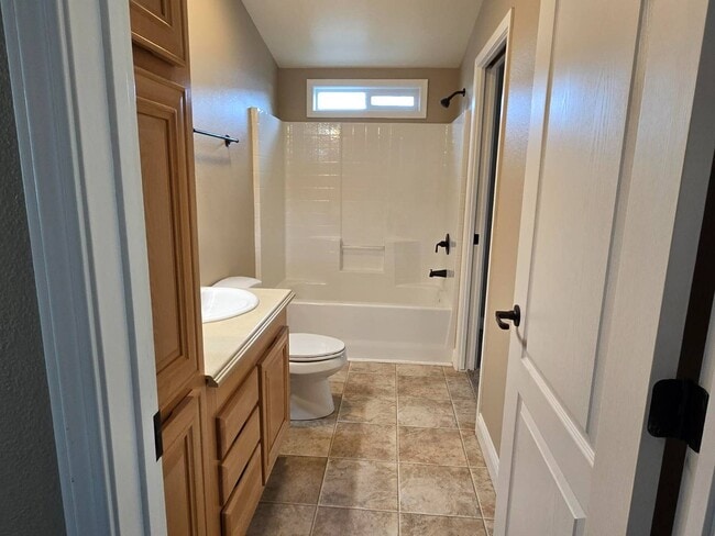 Building Photo - 4823 Pecan Dr