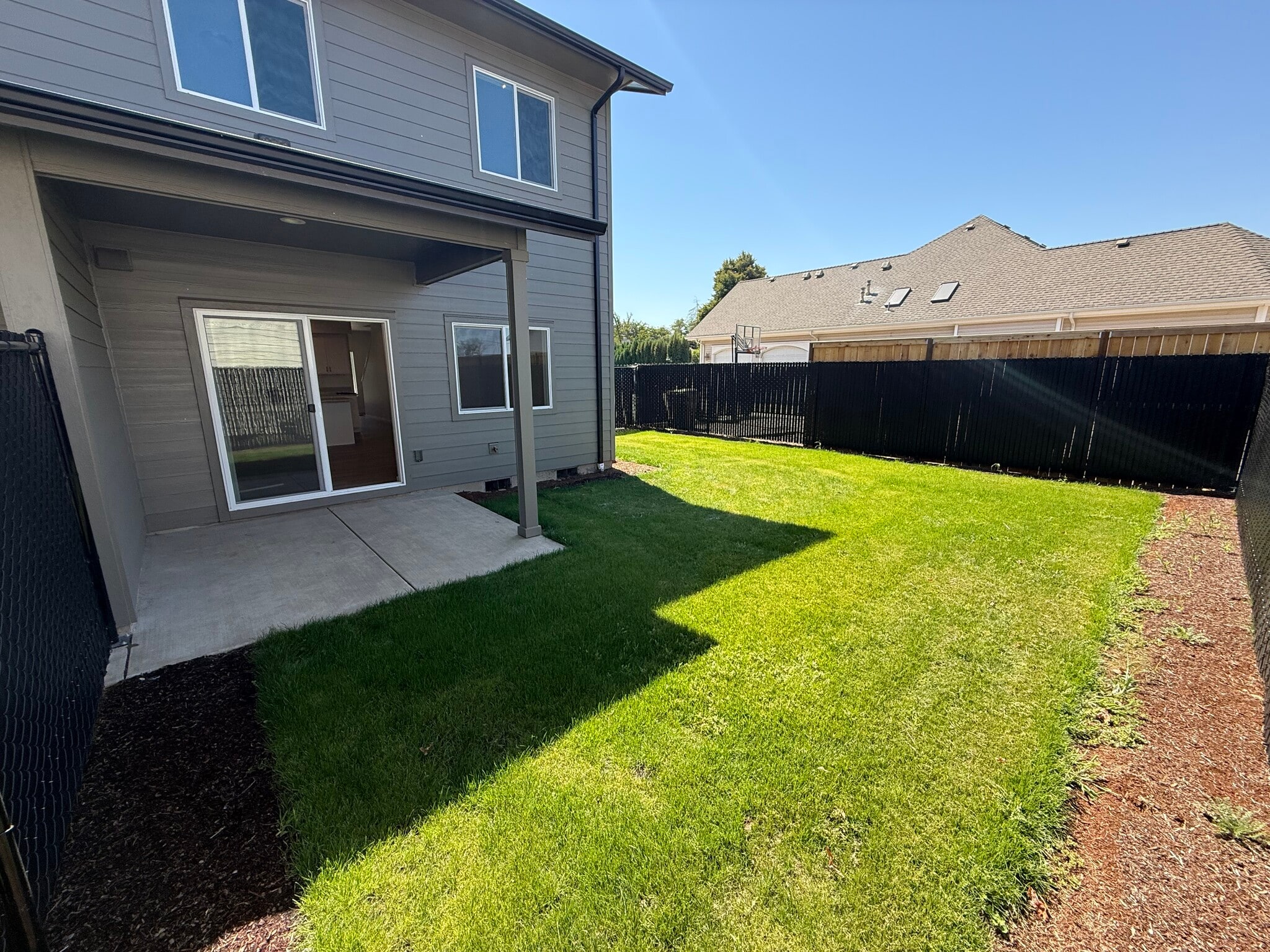 Building Photo - 410 Wagon Wheel Dr