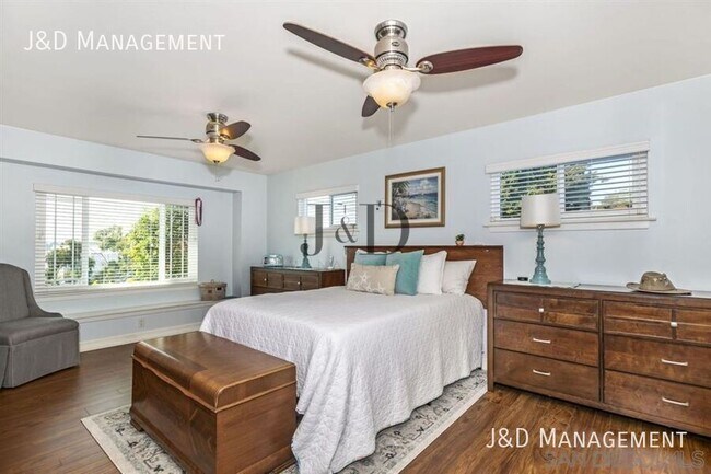 Building Photo - 3705 Putter Dr