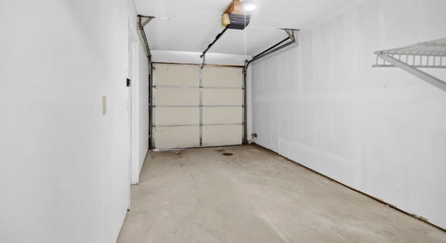 Building Photo - 13 Sligo St