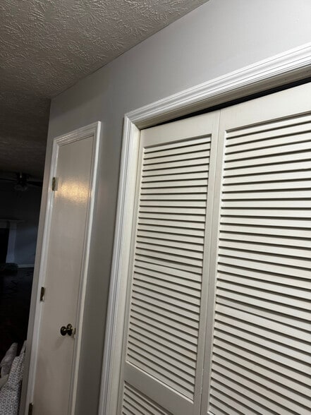 Building Photo - 366 Woodberry Cir