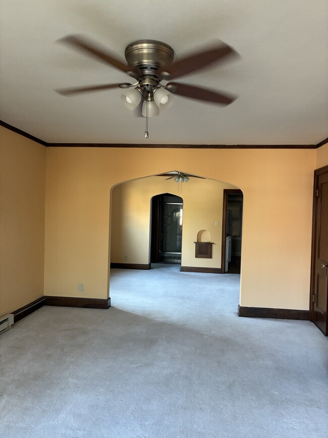 Building Photo - Brownstone Flats