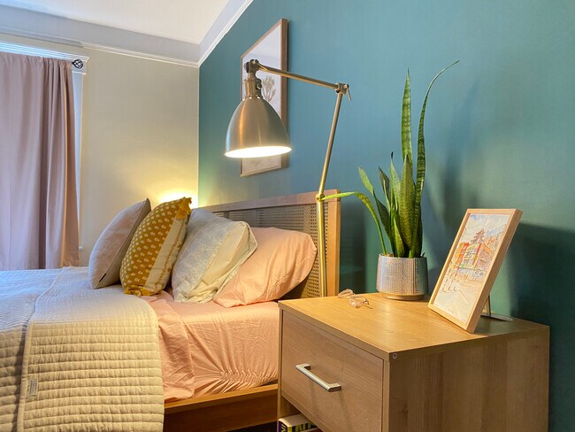 Building Photo - 169 Neely Rd