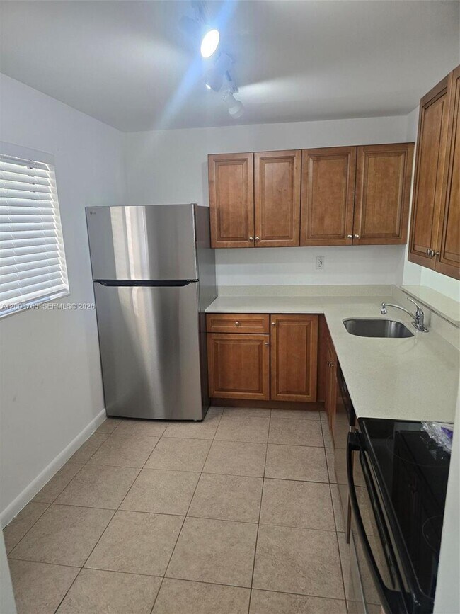 Building Photo - 8045 SW 107th Ave
