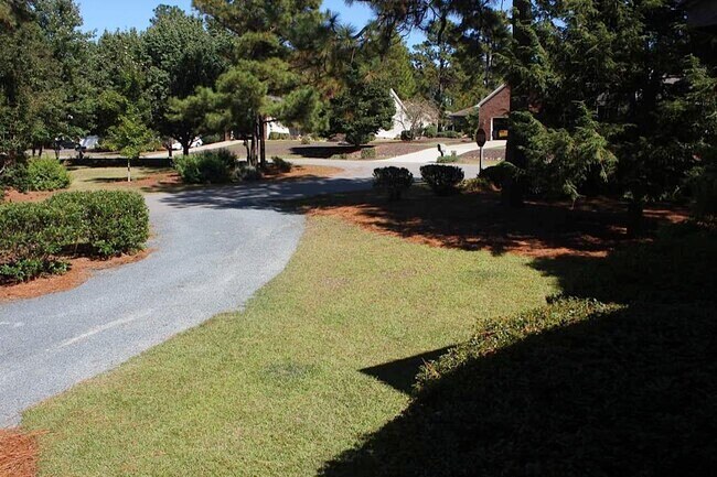 Building Photo - 1 Prichard Ln