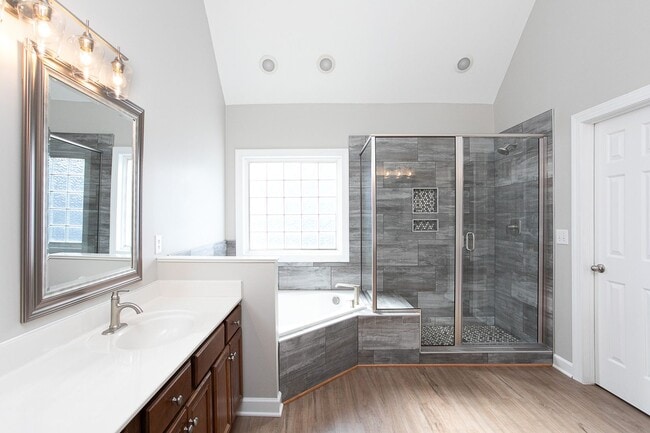 Building Photo - Beautiful 5 bedroom home in Cameron Estates!