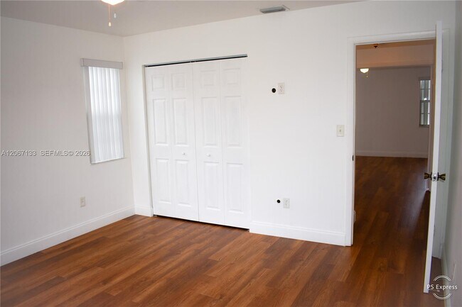 Building Photo - 11759 SW 117th Pl