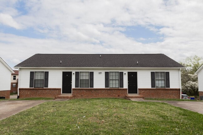 Building Photo - 119 Bennett Dr